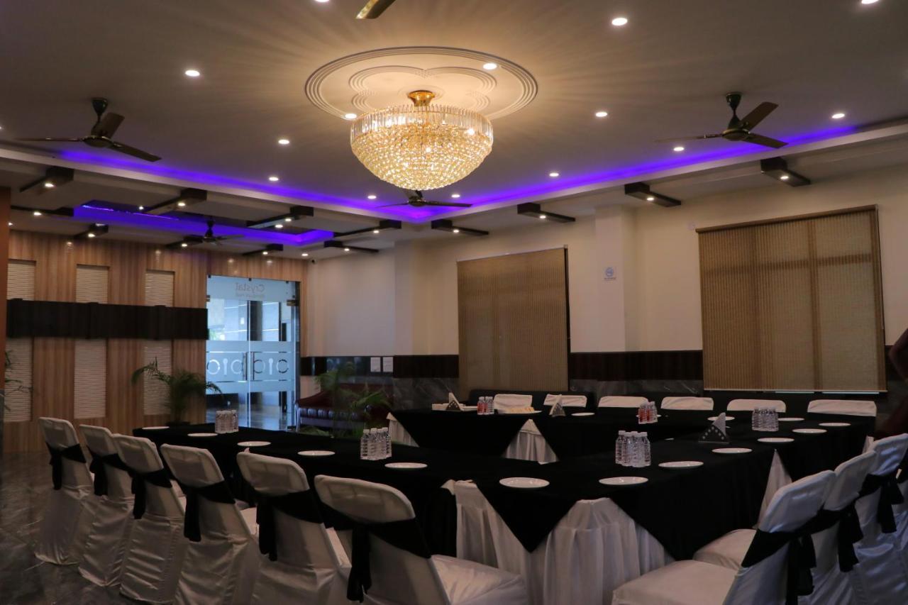Hotel Clarks Inn Express Bharatpur Eksteriør billede